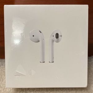 NIB Apple AirPods 2nd Generation